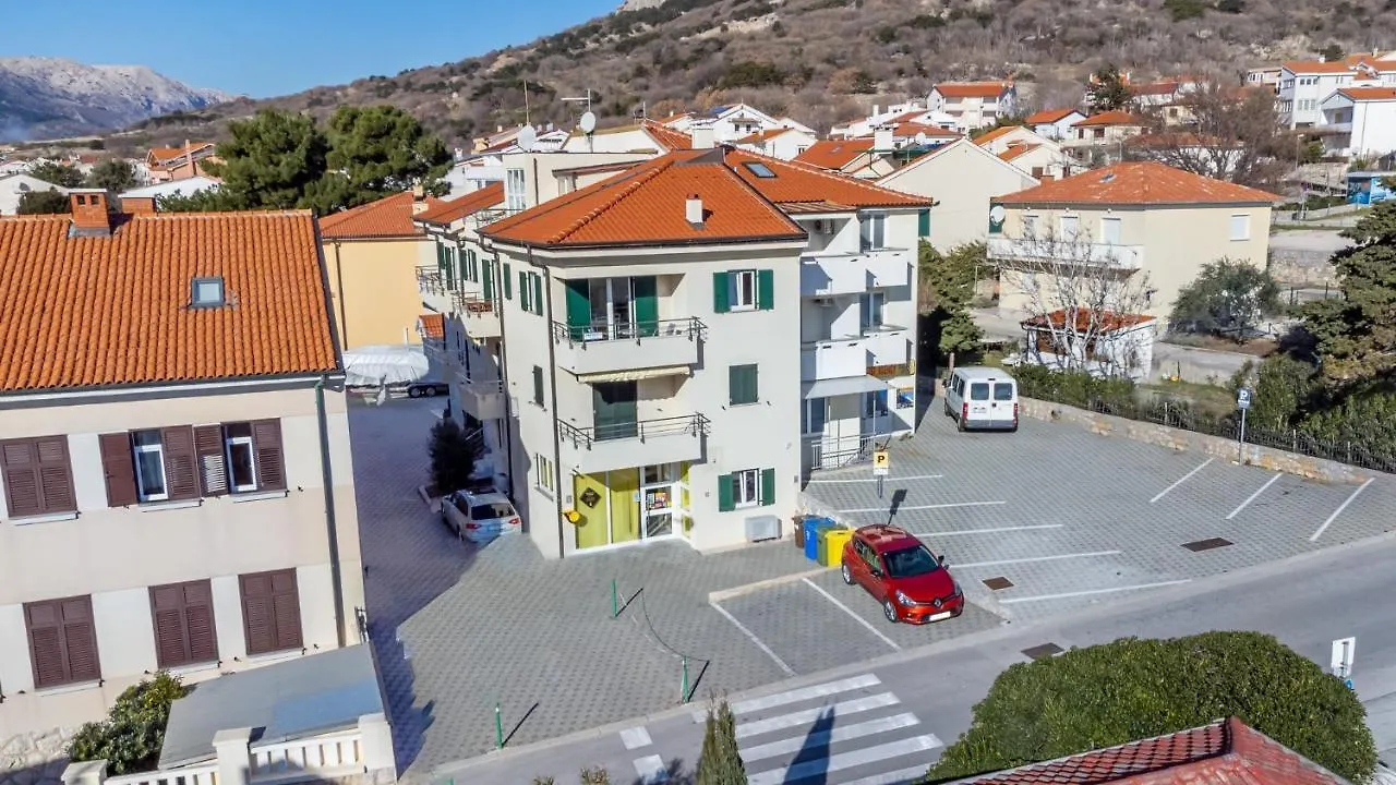 Apartments Happy Stay Center Baska Croatia