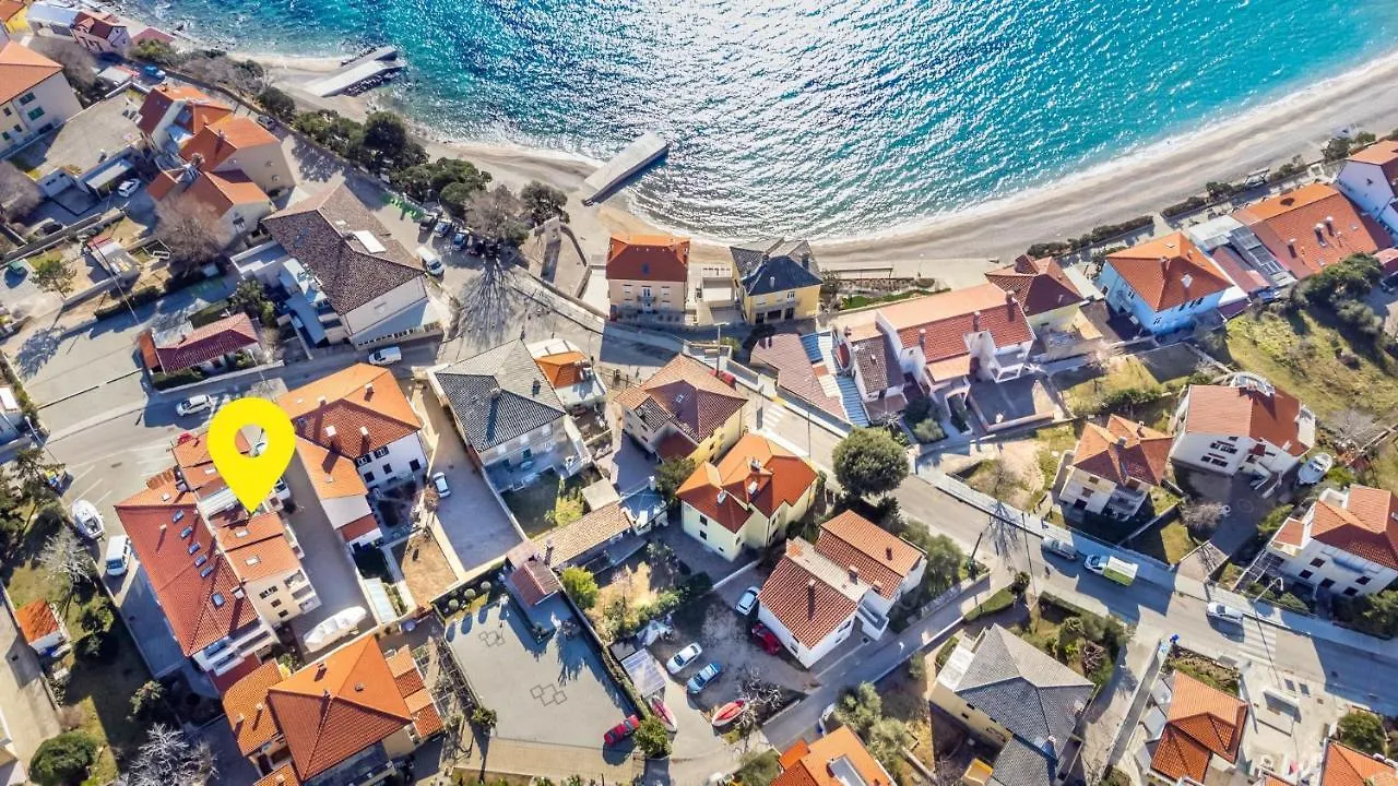 Apartments Happy Stay Center Baska 0*, Baska (Krk)